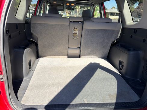 Used 2011 Toyota RAV4 4WD w/ Upgrade Value Pkg image 16