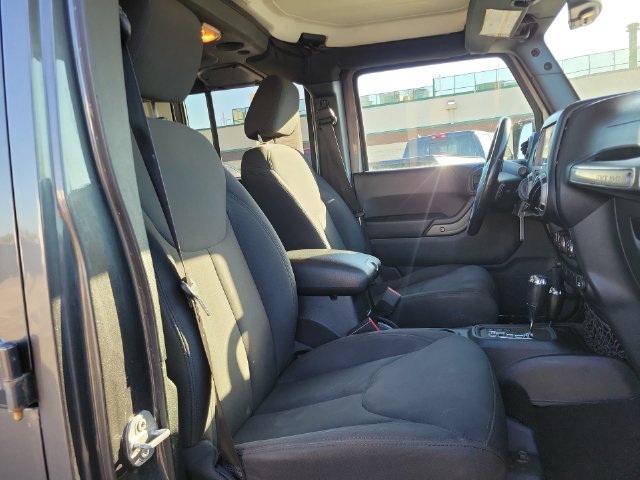 Used 2016 Jeep Wrangler Unlimited Sport w/ Quick Order Package 24S AWD/4WD image 28