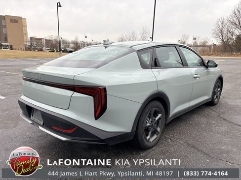 Certified 2025 Kia K4 LXS image 5