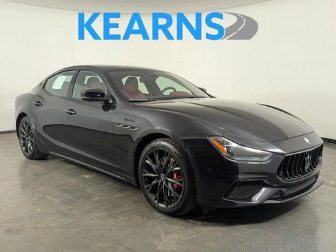 Used 2022 Maserati Ghibli Modena Q4 image 1