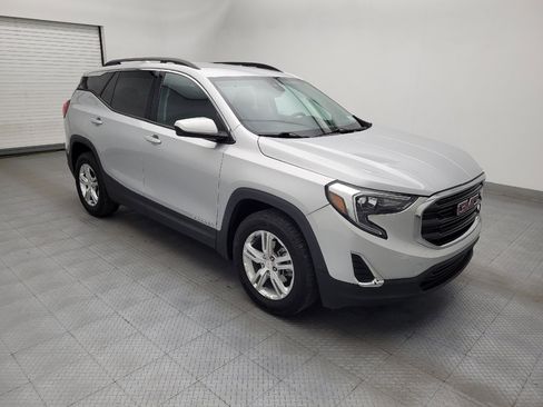 Used 2020 GMC Terrain SLE w/ Driver Convenience Package FWD image 11