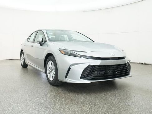 New 2026 Toyota Camry LE image 30