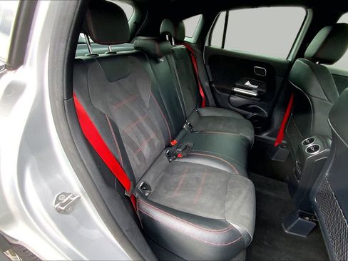Used 2021 Mercedes-Benz GLA 35 AMG 4MATIC image 20