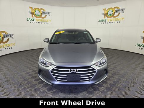 Used 2018 Hyundai Elantra SEL FWD image 2