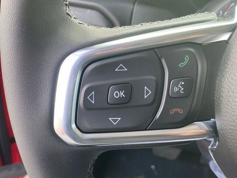 New 2026 Jeep Wrangler Unlimited Sahara AWD/4WD image 17