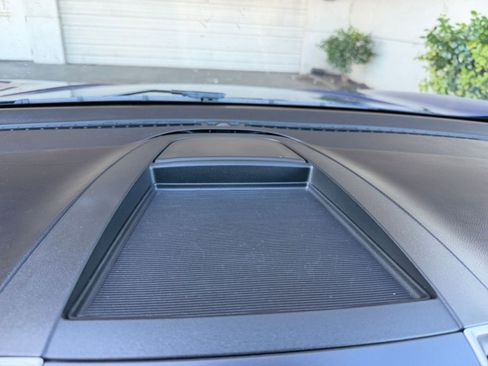 Used 2024 Ford Edge SEL image 17