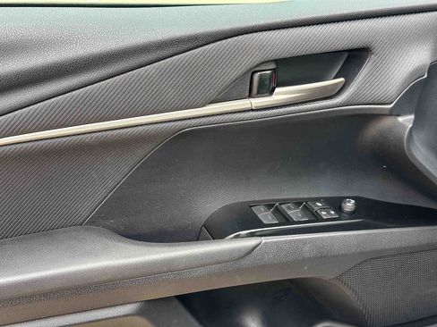 Certified 2025 Toyota Camry SE FWD image 16