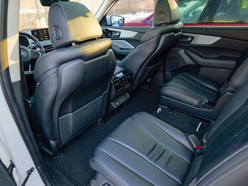 Used 2024 Acura MDX SH-AWD w/ Technology Package image 26