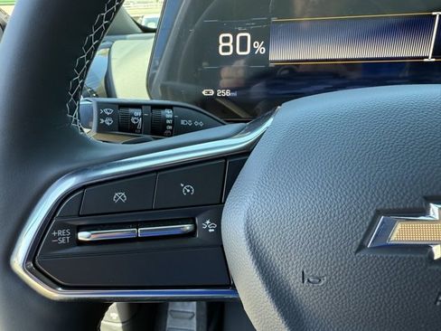 New 2025 Chevrolet Blazer EV LT image 16