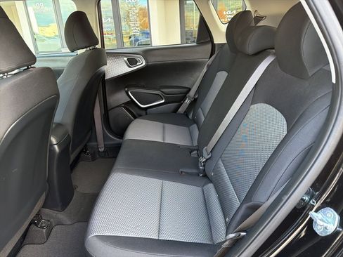 Certified 2024 Kia Soul LX w/ Option Group 015 image 20