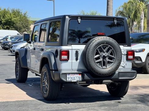 Used 2024 Jeep Wrangler Sport S image 19