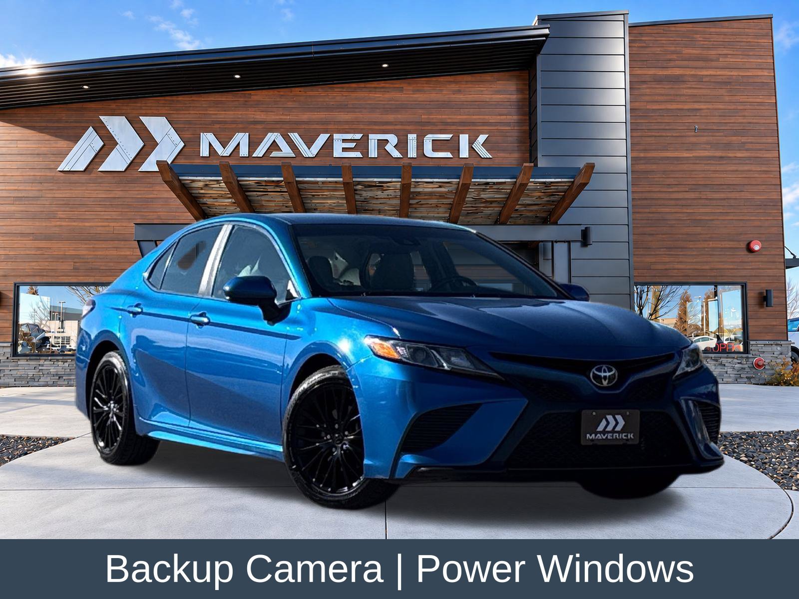 Used 2018 Toyota Camry SE FWD image 1