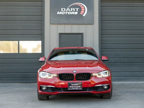 Used 2017 BMW 330i xDrive Sedan AWD/4WD image 2