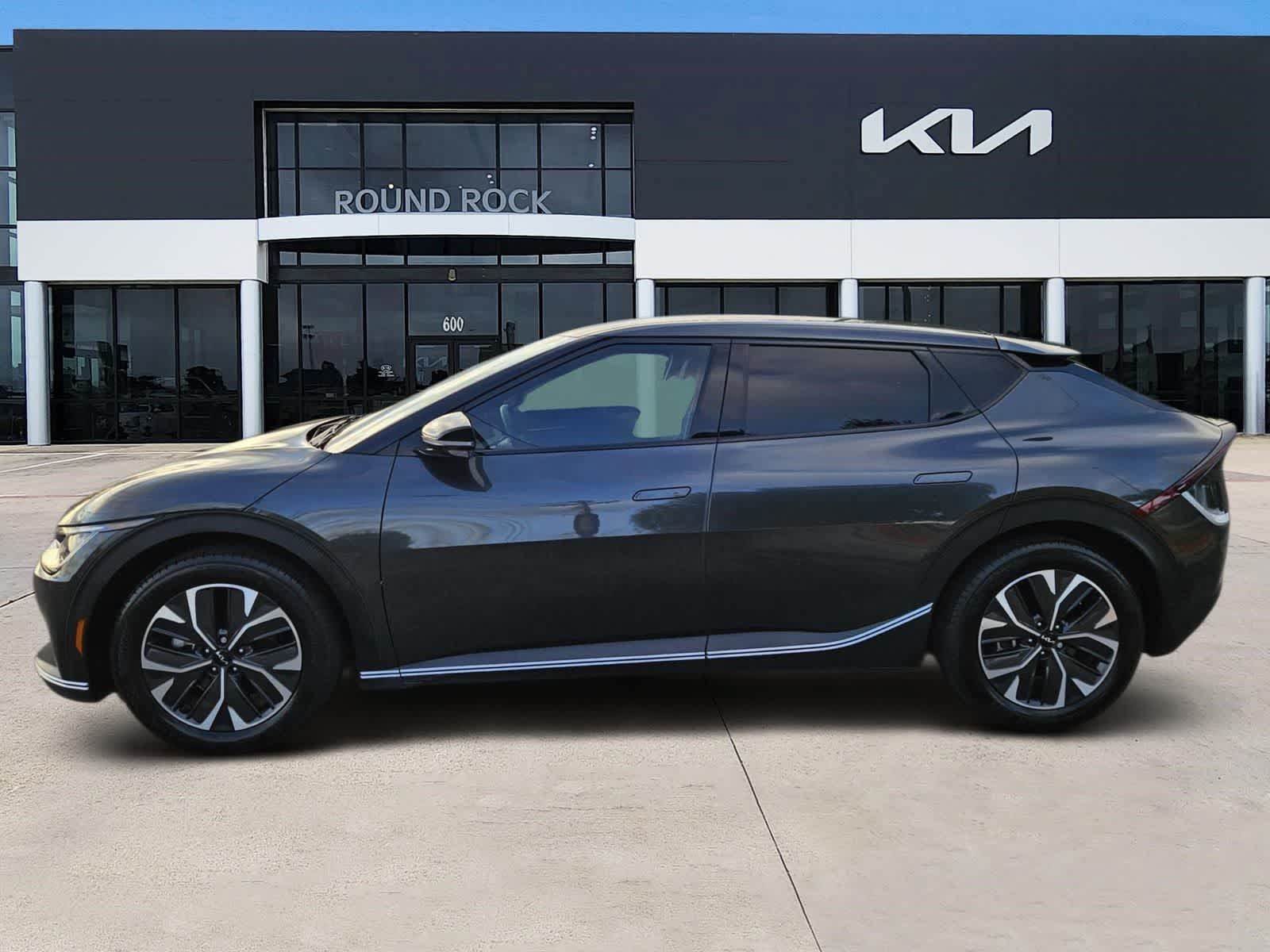 Certified 2024 Kia EV6 Light AWD/4WD image 4