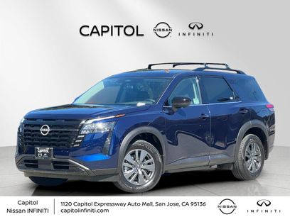 New 2026 Nissan Pathfinder SV