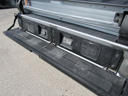 Used 2024 GMC Sierra 2500 AT4X AWD/4WD image 38