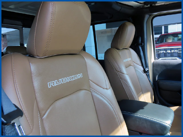 Used 2022 Jeep Gladiator Rubicon w/ LED Lighting Group AWD/4WD image 10