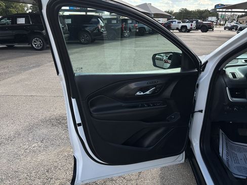 Certified 2021 GMC Terrain SLT w/ Elevation Edition FWD image 12