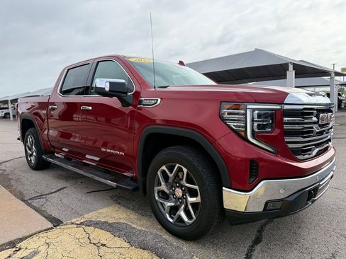 Used 2023 GMC Sierra 1500 SLT w/ SLT Premium Plus Package AWD/4WD image 3