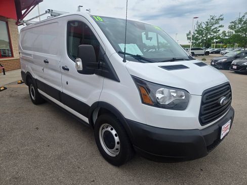 Used 2019 Ford Transit 150 130 Low Roof RWD image 3