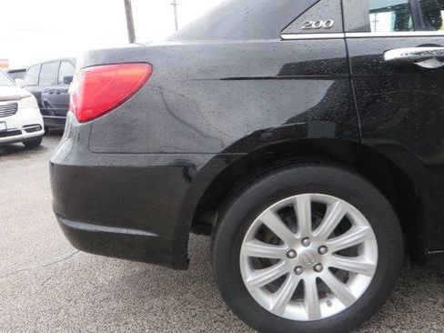 Used 2013 Chrysler 200 Limited w/ Sun/Sound Group image 17