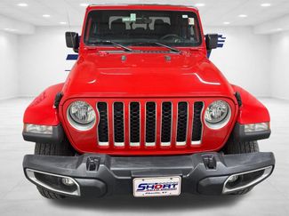 Used 2023 Jeep Gladiator Overland video 2