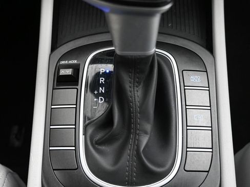 Certified 2024 Hyundai Kona SEL FWD image 19