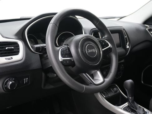 Used 2020 Jeep Compass Sport w/ Tech Group image 9