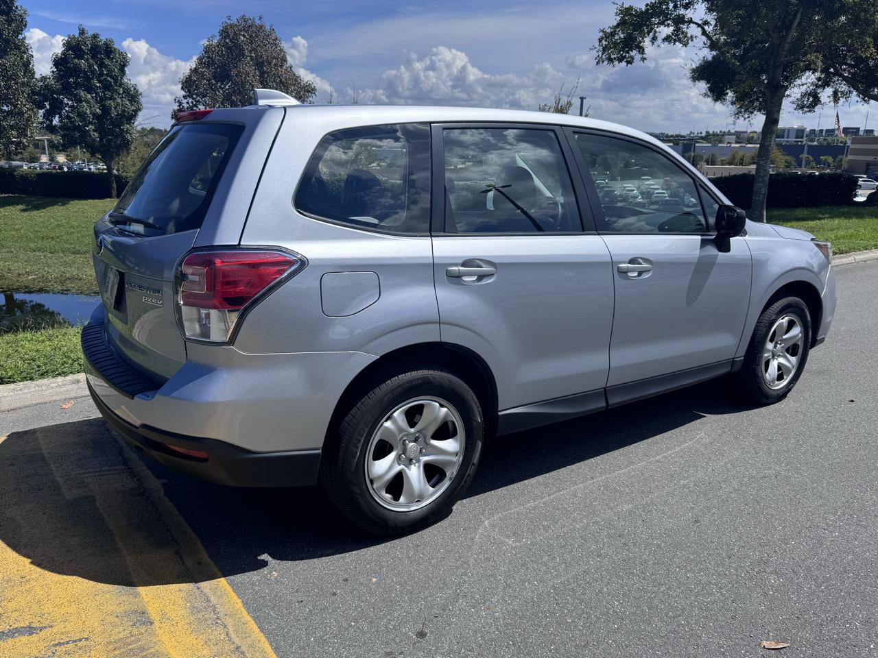Used 2017 Subaru Forester 2.5i w/ Popular Package #2A AWD/4WD image 31