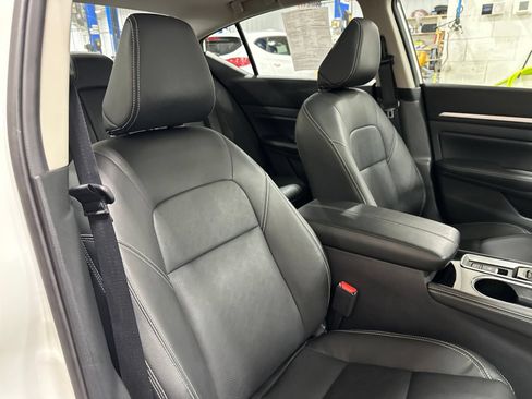 Used 2025 Nissan Altima 2.5 SL AWD/4WD image 34