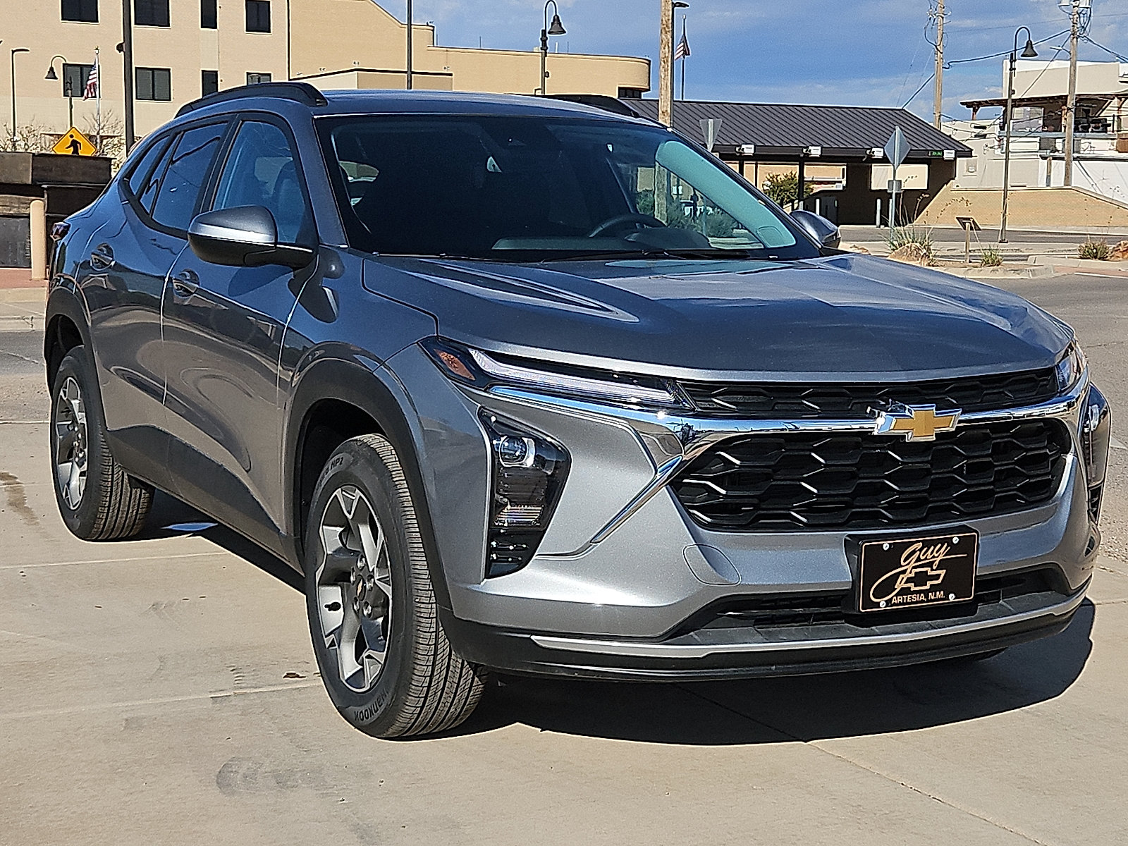 New 2026 Chevrolet Trax LT w/ LT Convenience Package FWD image 6