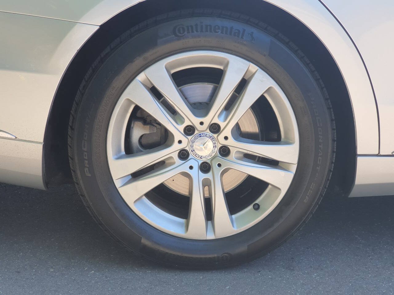 Used 2017 Mercedes-Benz S 550 4MATIC Sedan image 19