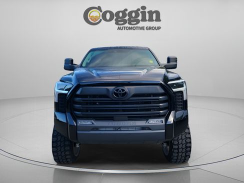 Used 2023 Toyota Tundra SR5 w/ SR5 Convenience Package AWD/4WD image 5