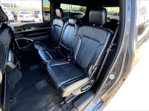 Used 2023 Jeep Wagoneer 2WD image 20