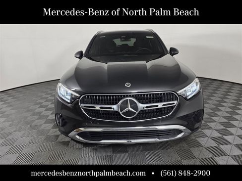 Certified 2024 Mercedes-Benz GLC 300 image 2