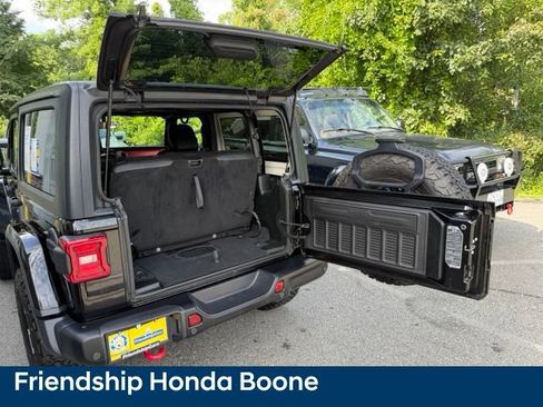 Used 2018 Jeep Wrangler Rubicon AWD/4WD image 34