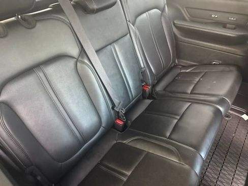 Used 2024 Jeep Wagoneer L Series II AWD/4WD image 30