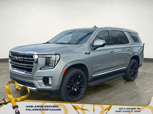 Used 2023 GMC Yukon SLT image 2
