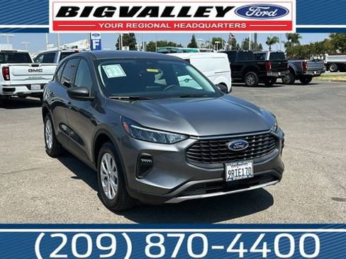 Used 2025 Ford Escape Active image 1