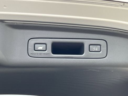 Certified 2025 Acura ADX FWD image 25