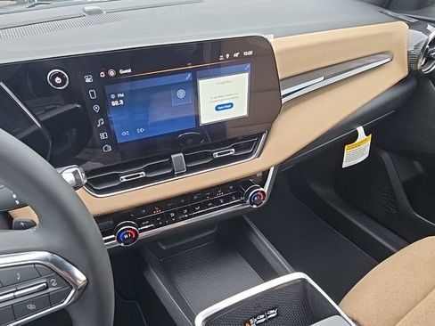 New 2026 Chevrolet Equinox ACTIV w/ Convenience Package III image 12