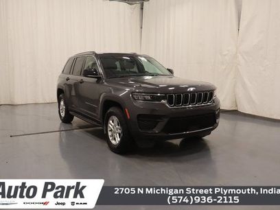 Used 2023 Jeep Grand Cherokee Laredo