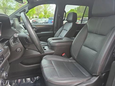 Used 2023 Chevrolet Tahoe RST w/ Luxury Package AWD/4WD image 16