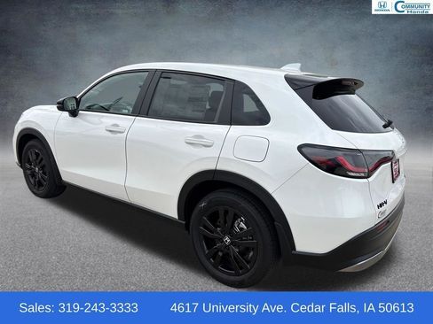 New 2026 Honda HR-V Sport image 4