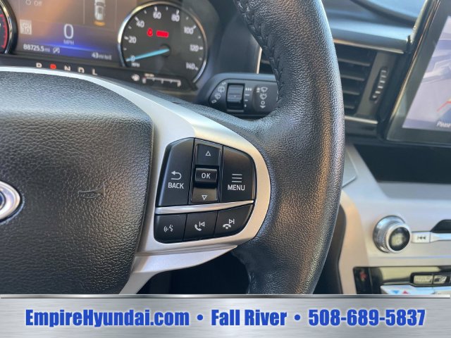 Used 2023 Ford Explorer XLT w/ Equipment Group 202A AWD/4WD image 29