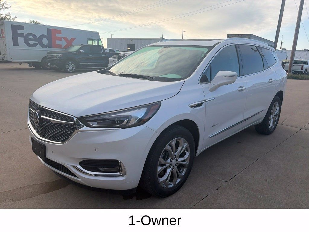 Used 2021 Buick Enclave Avenir w/ Avenir Technology Package AWD/4WD image 3
