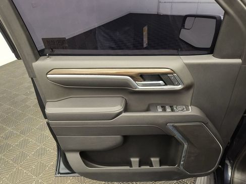 Used 2022 Chevrolet Silverado 1500 LT w/ Protection Package RWD image 23