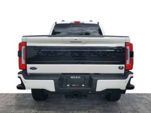 Used 2025 Ford F250 Platinum image 5