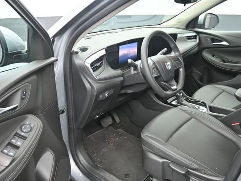Used 2024 Buick Encore GX Sport Touring FWD image 10