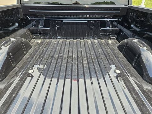 New 2025 Ford F150 Lariat w/ Equipment Group 501A Mid image 8